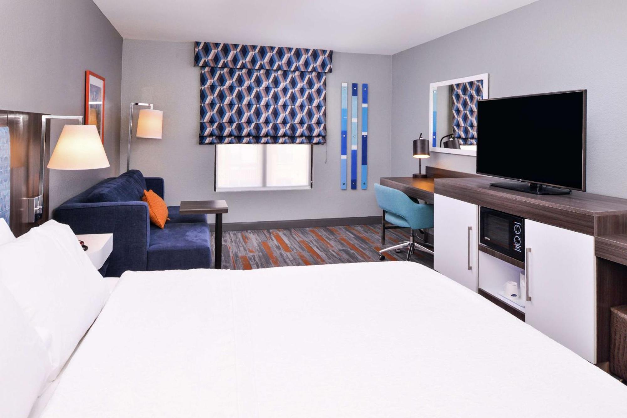 Hampton Inn & Suites Legacy Park-Frisco Exteriör bild