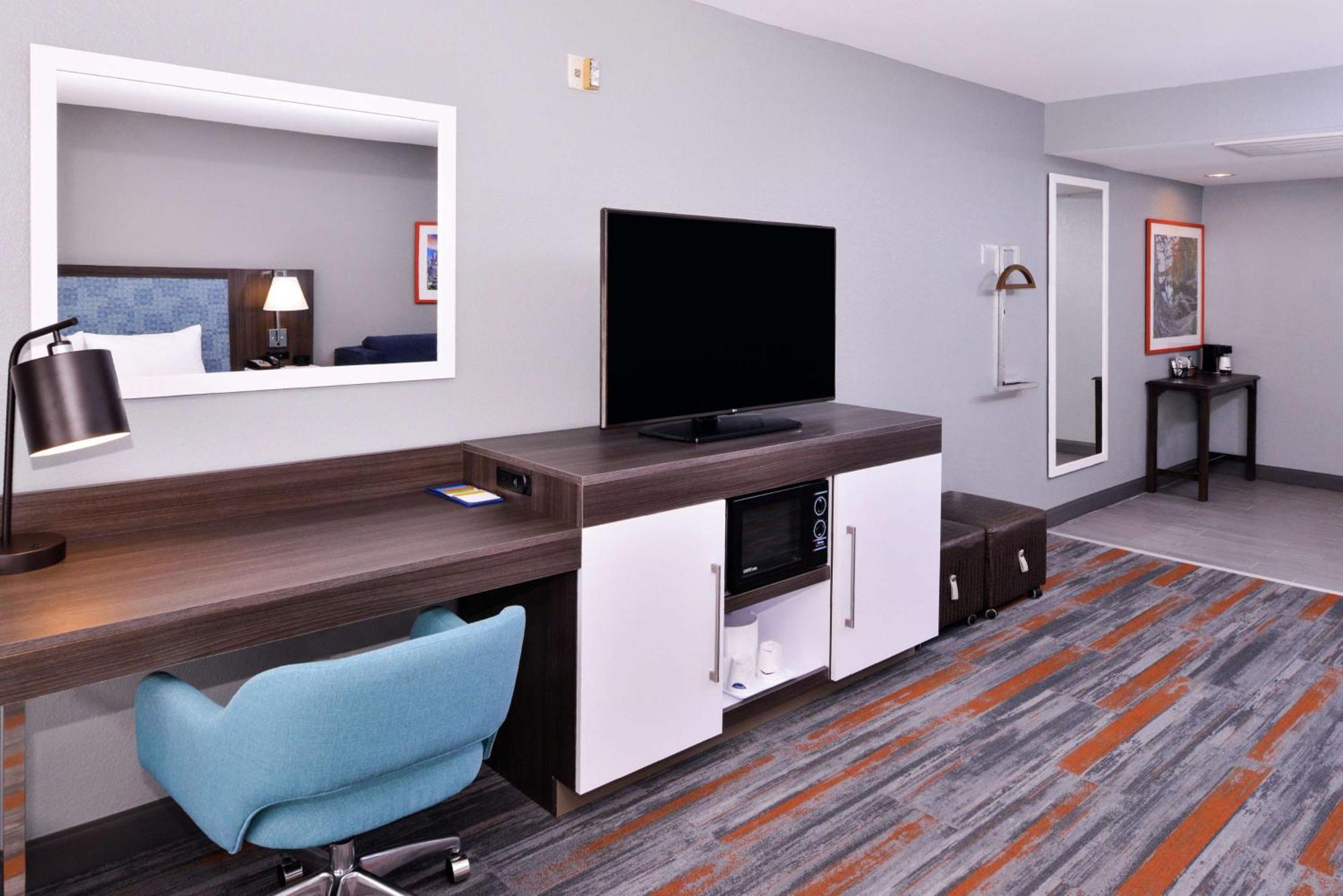 Hampton Inn & Suites Legacy Park-Frisco Exteriör bild