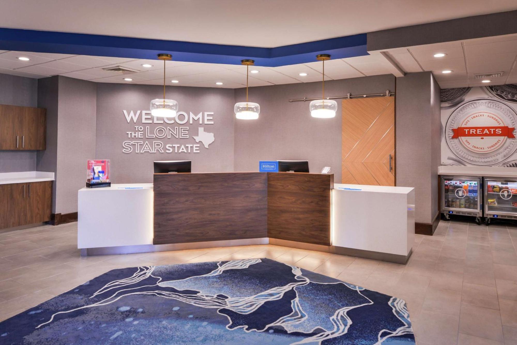Hampton Inn & Suites Legacy Park-Frisco Exteriör bild